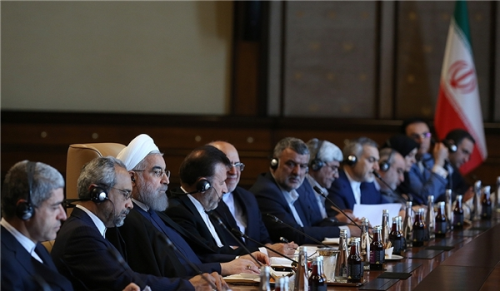  Iran, Turkey Sign 8 cooperation agreements