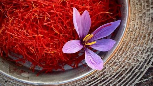  Iran's Q1-3 Saffron Exports Earn $200m