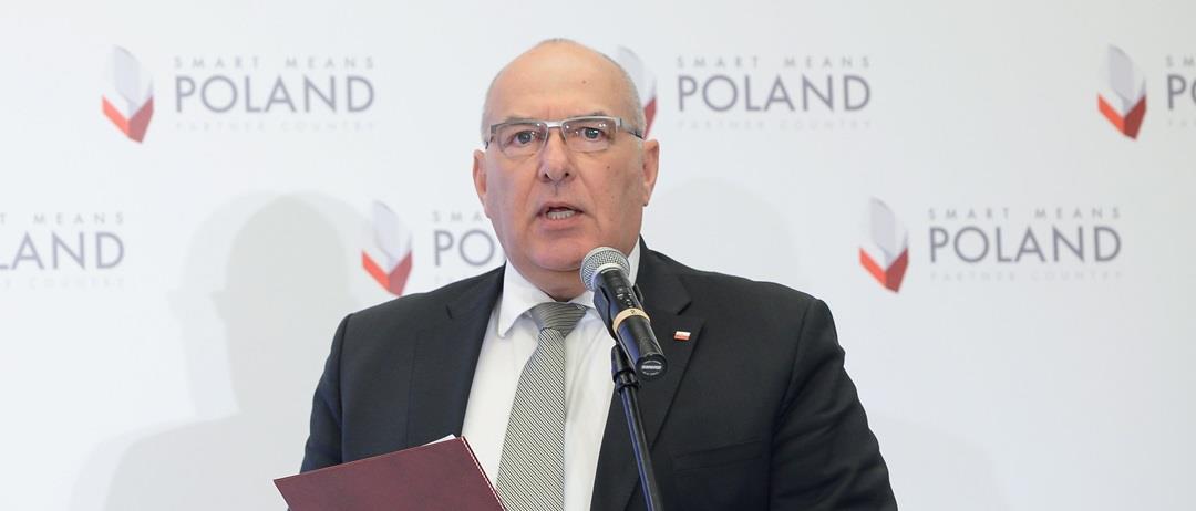  Poland Calls for Broadening of Economic Ties with Iran