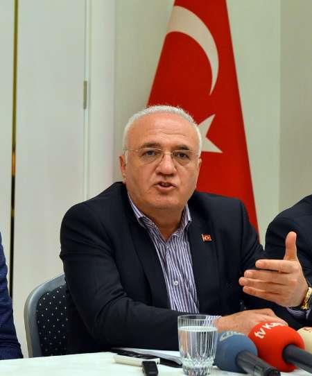 Turkish economy minister due in Tehran to discuss free trade 