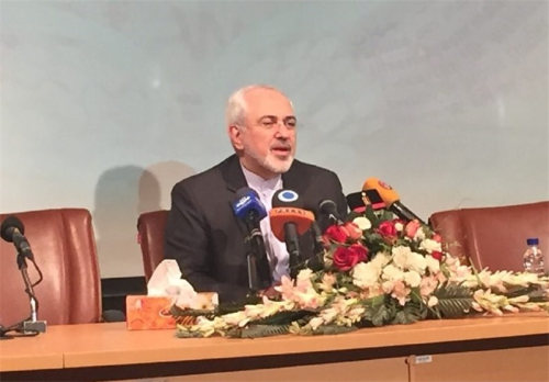Iran Ready to Boost Economic Ties with Europe: Zarif 